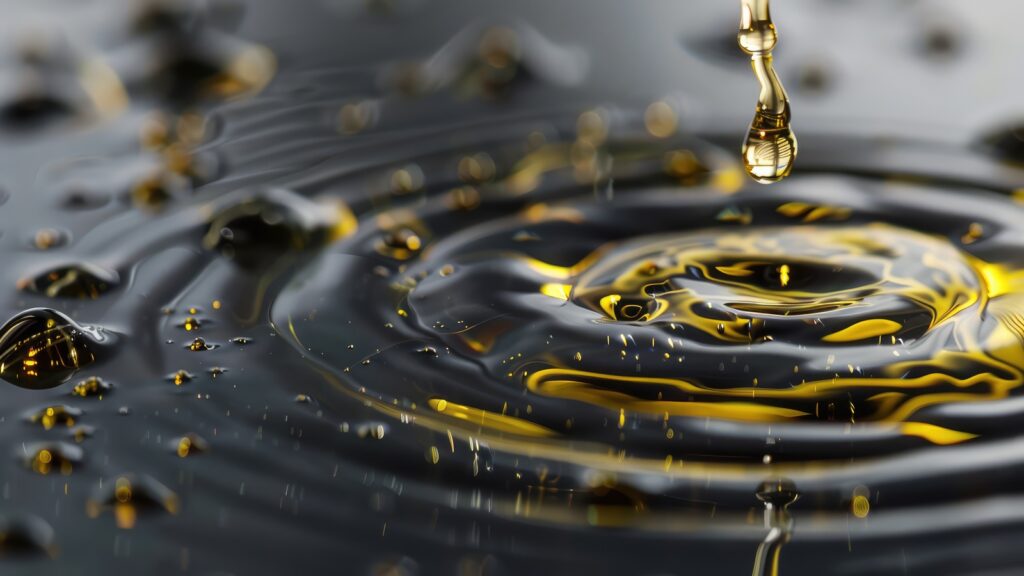 liquido que sera usado em Ensaio por Líquido Penetrante sendo derrubado