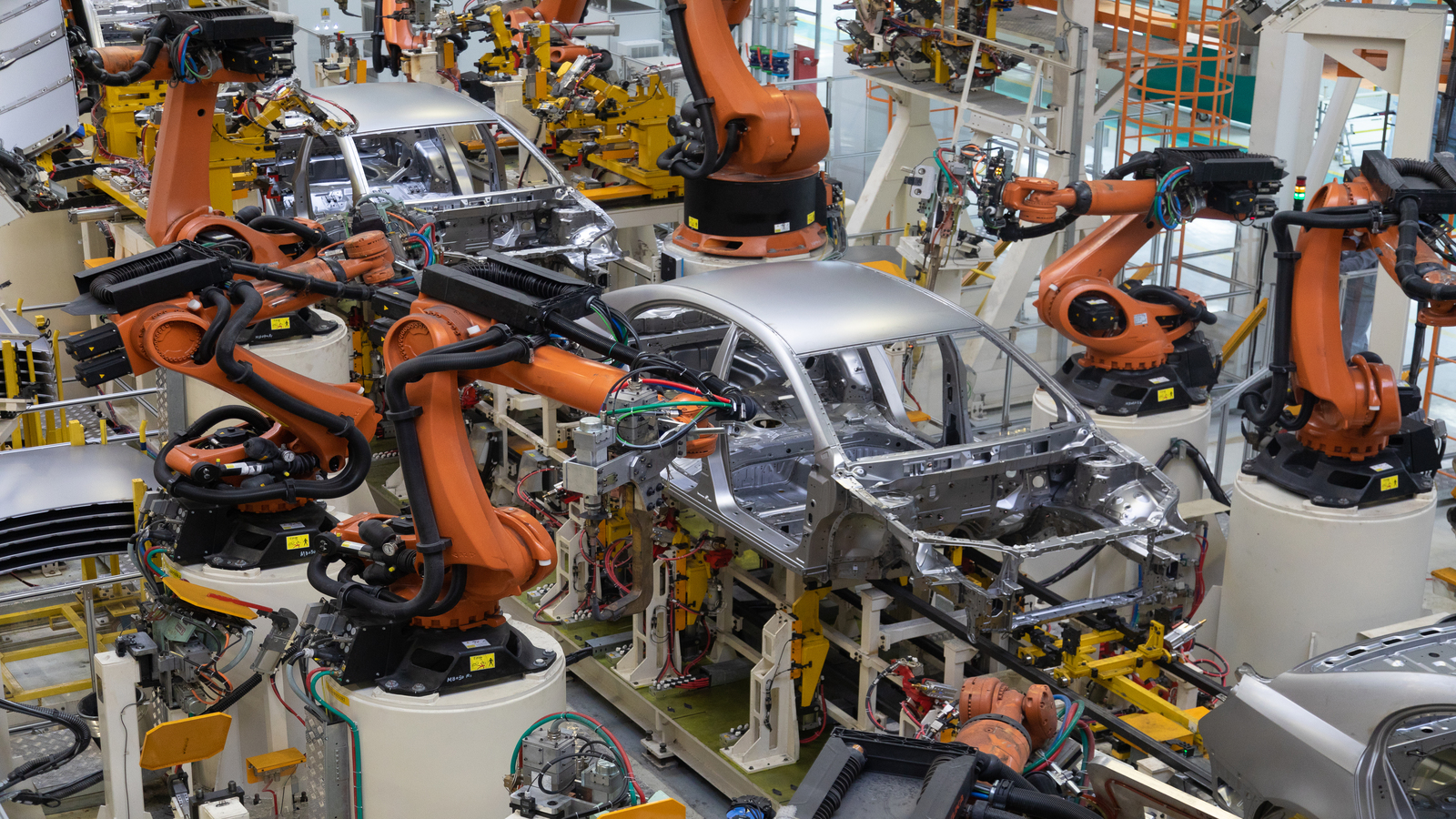 linha de produção automotiva que necessita obrigatoriamente de Desmagnetizadores